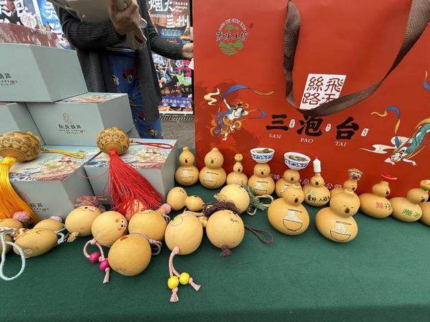 澳门管家婆一特一中和游客重庆吃烧烤被宰与游客重庆吃烧烤被宰视频